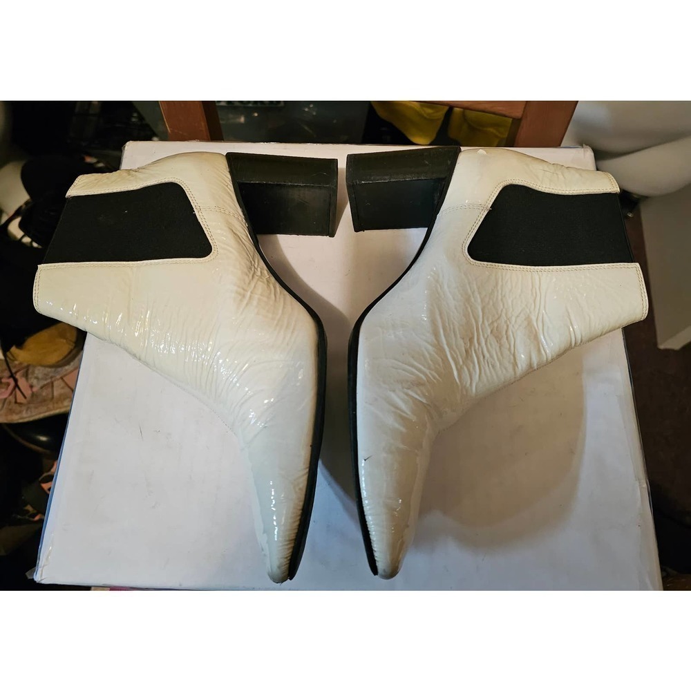 Rag & Bone‎ Off white Ankle Boots. 37.5. Patent leather. Made In Italy. Stylish